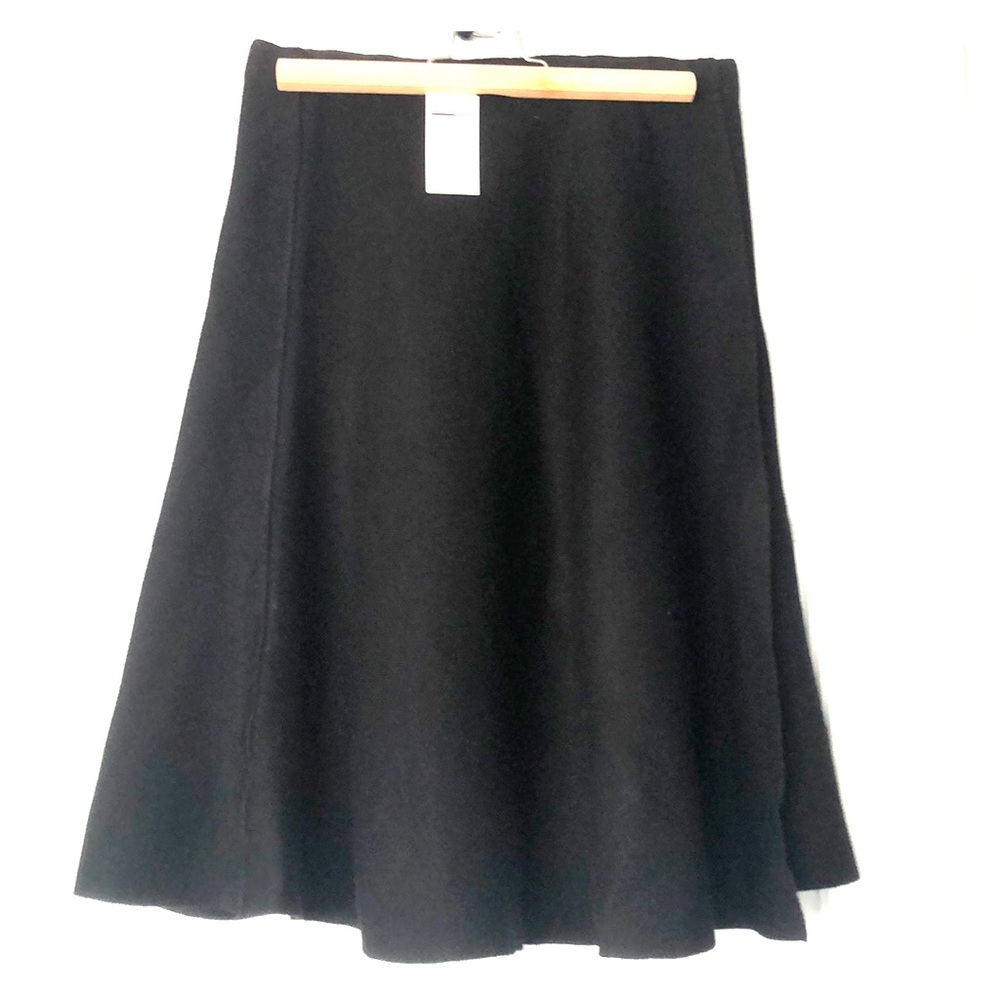 Bloomingdale’s Black Skirt. New with tag.